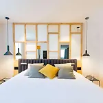 Hotel Campanile Prime - - La Defense Suresnes
