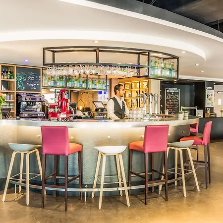 Campanile Prime - - La Defense Suresnes