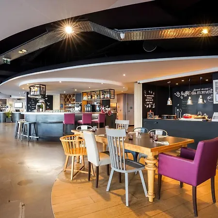 Campanile Paris Ouest - Pont De 3* Suresnes