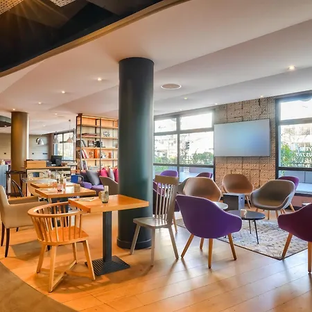 Campanile Prime - - La Defense Suresnes