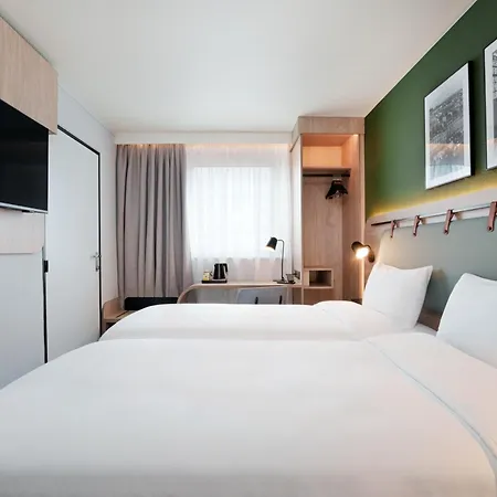 Campanile Paris Ouest - Pont De 3* Suresnes