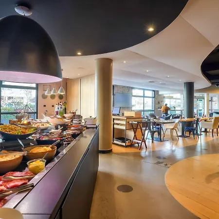 Campanile Prime - - La Defense 3* シュレンヌ