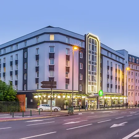 Campanile Prime - - La Defense 3*
