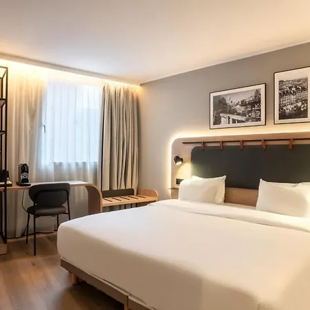 Hotel Campanile Prime - - La Defense Suresnes