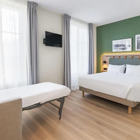 Campanile Prime - - La Defense 3* シュレンヌ